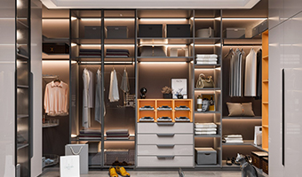 家里衣柜是定制好還是木工做的好？